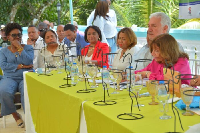 La imagen tiene un atributo ALT vacío; su nombre de archivo es enc5-1-700x466.jpg